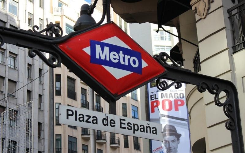 Tips & Hacks For Getting Around Madrid